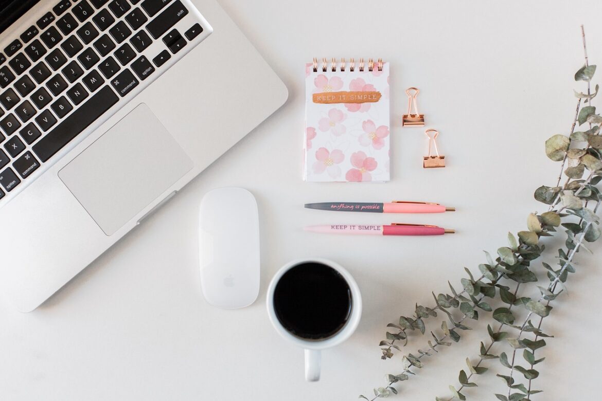Top Laptop Brands for Content Creators: Apple