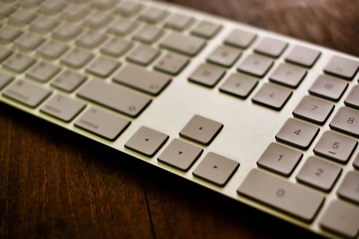 What Keyboard to Buy for Work, Gaming, or Travel