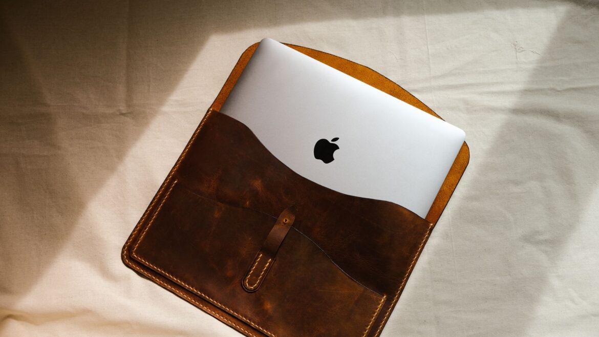 Hard Laptop Cases Worth Carrying for Gaming Laptops