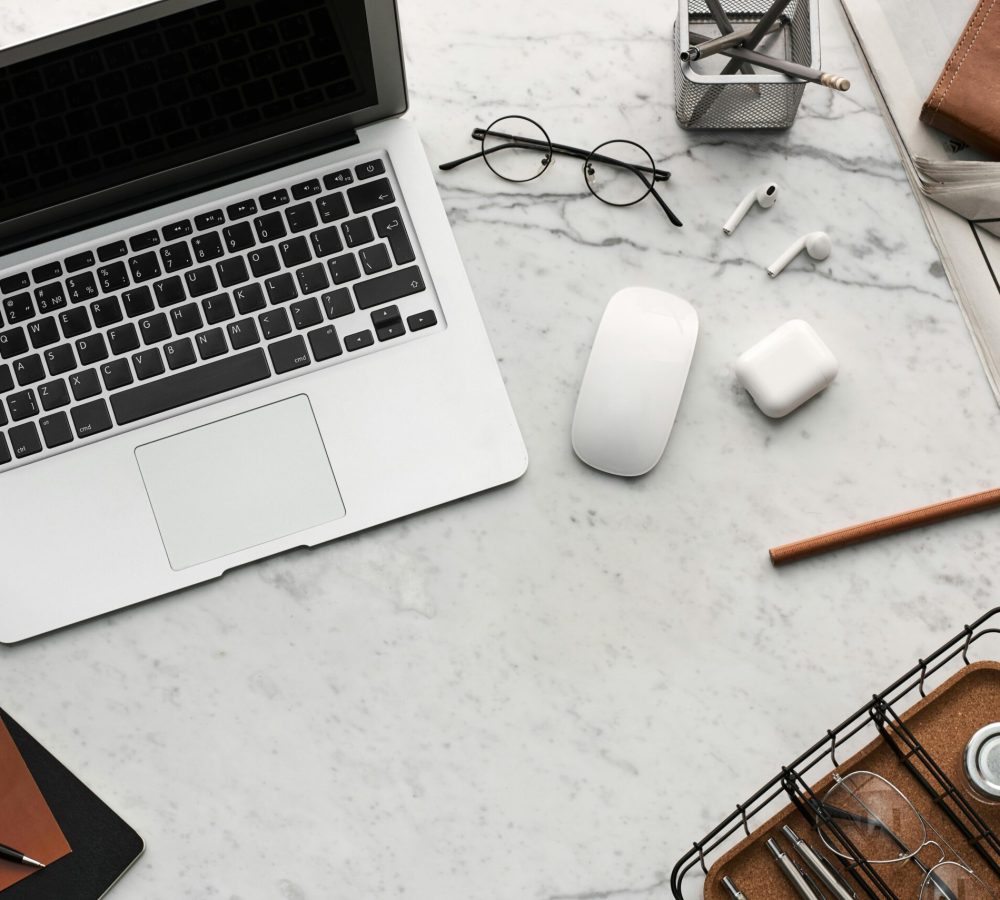 pexels-fauxels-3184454